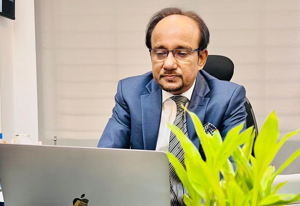 Strategic Leadership in Bangladesh’s Service Industry